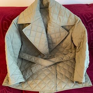 Padded quilt jacket.